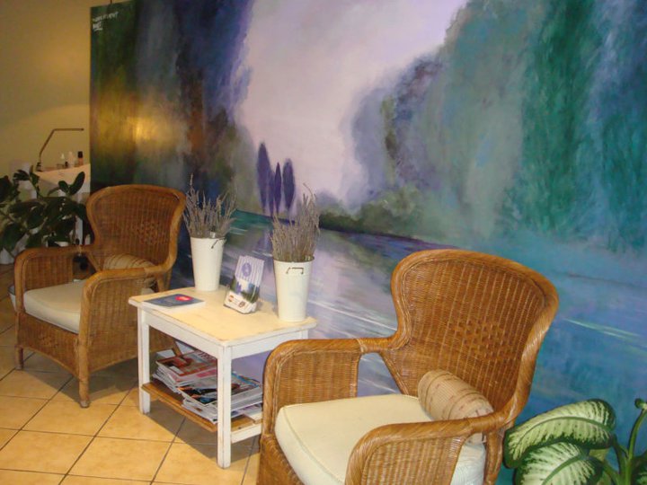 Le Petit Spa Vancouver - New Waiting Area